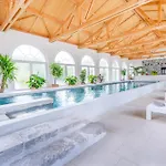 Hotel apartamentowy Secret D'uzes - Le Duche - Piscine Chauffee Et Jacuzzi