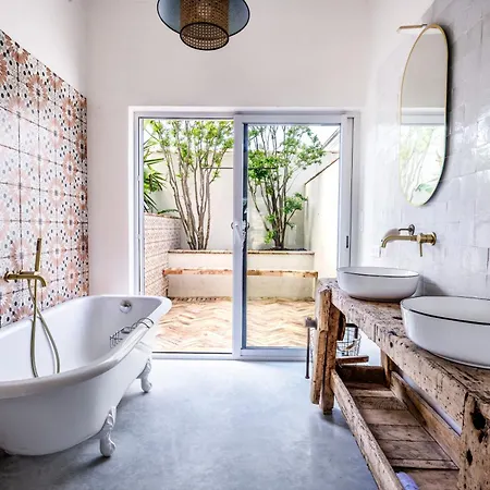 Secret D'uzes - Le Duche - Piscine Chauffee Et Jacuzzi Aparthotel Uzes