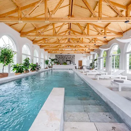 Secret D'uzes - Le Duche - Piscine Chauffee Et Jacuzzi Aparthotel
