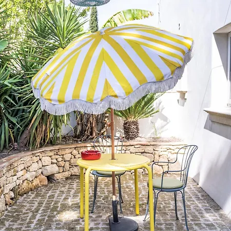 Secret D'uzes - Le Duche - Piscine Chauffee Et Jacuzzi 公寓式酒店 *