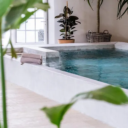 Appart hôtel Secret D'uzès - Le Duché - Piscine Chauffée Et Jacuzzi