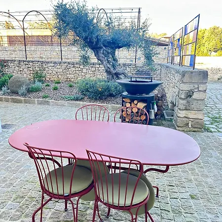 Secret D'uzes - Le Duche - Piscine Chauffee Et Jacuzzi 于泽斯